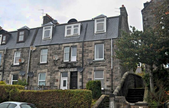 1 Bedroom Flat To Rent In Rose Street, Dunfermline, Fife, KY12