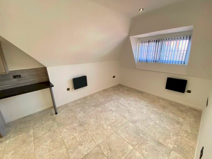 1 Bedroom Flat To Rent In Flat, Cotes Yard, Off Nottingham Road, Loughborough, LE11