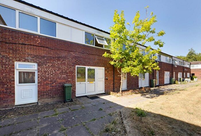 3 Bedroom Terraced House To Rent In Horners Croft, Milton Keynes, MK12