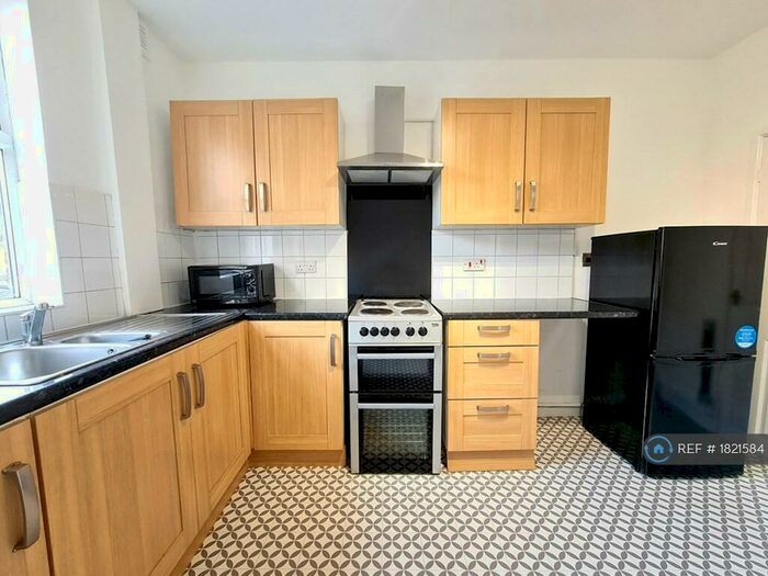 2 Bedroom Terraced House To Rent In Prospect Road, Chesterfield, S41