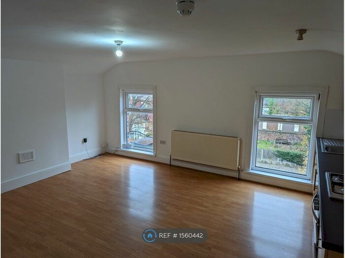 1 Bedroom Flat To Rent In Church Street, Southport, PR9