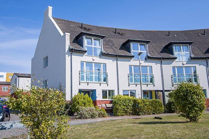 4 Bedroom End Of Terrace House For Sale In St. Josephs Mews, Penarth, CF64