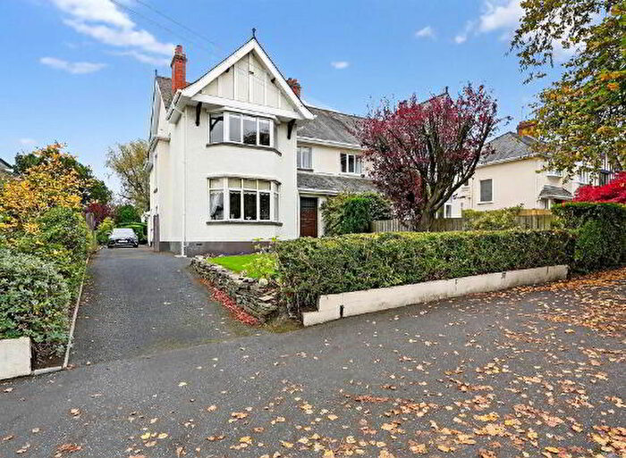 4 Bedroom Semi-Detached House For Sale In Harberton Park, Belfast, BT9