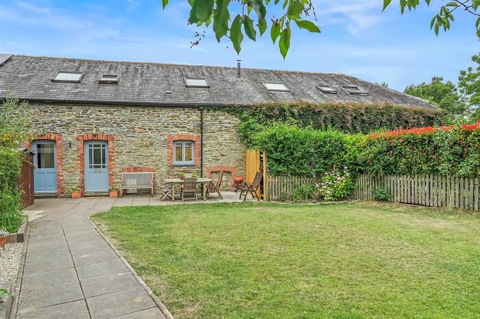 4 Bedroom Barn Conversion For Sale In Fallapit Cottages, East Allington, Totnes, TQ9
