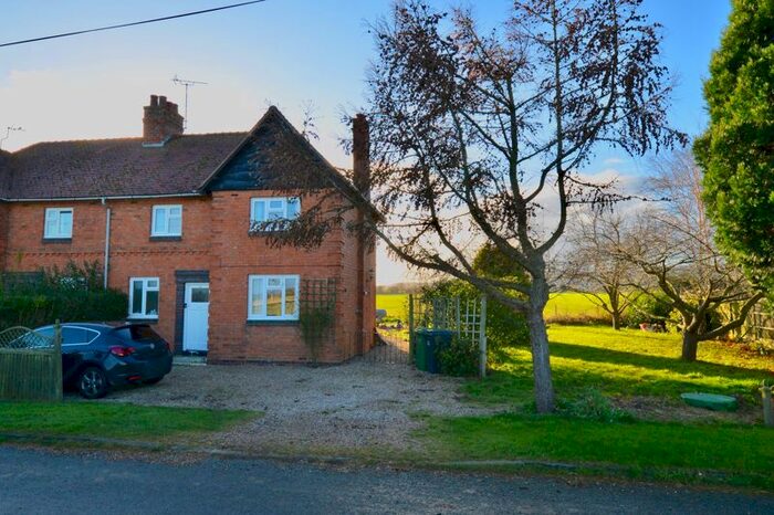 3 Bedroom Semi-Detached House For Sale In Lower End, Bricklehampton, Pershore WR10