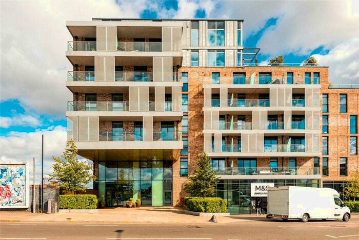 3 Bedroom Penthouse For Sale In Alderside Apartments, Salusbury Road, Queens Park Place, London, NW6