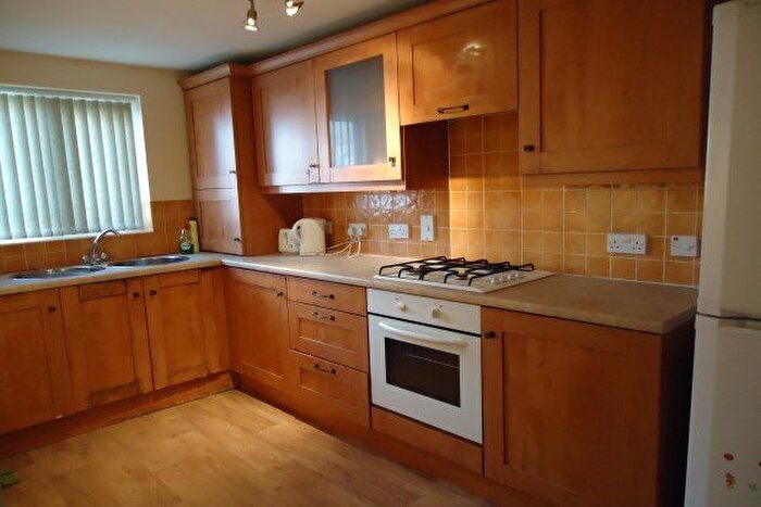 2 Bedroom Flat To Rent In Waterside Drive, Birmingham, B18