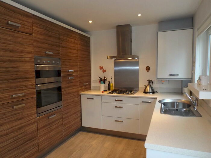 3 Bedroom Town House To Rent In Craigend Close, Anniesland, G13