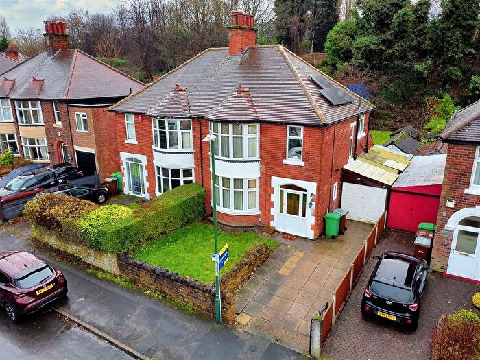 3 Bedroom Semi Detached House For Sale In Costock Avenue, Nottingham, NG5