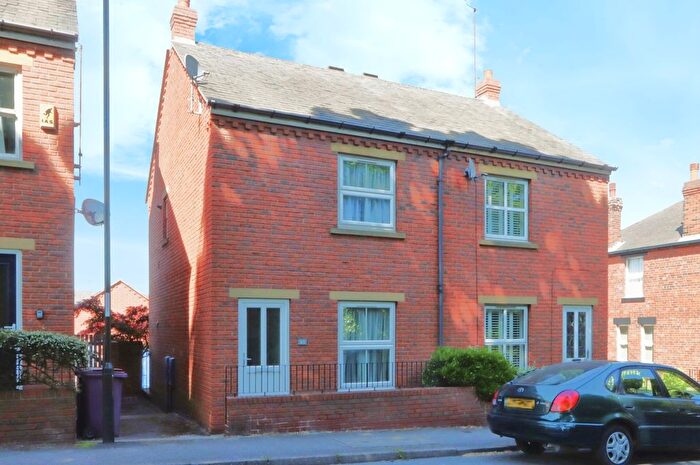 2 Bedroom Semi-Detached House For Sale In Station Road, Eckington, Sheffield, Derbyshire, S21
