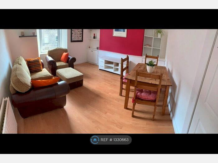 2 Bedroom Flat To Rent In Lamond Place, Aberdeen, AB25