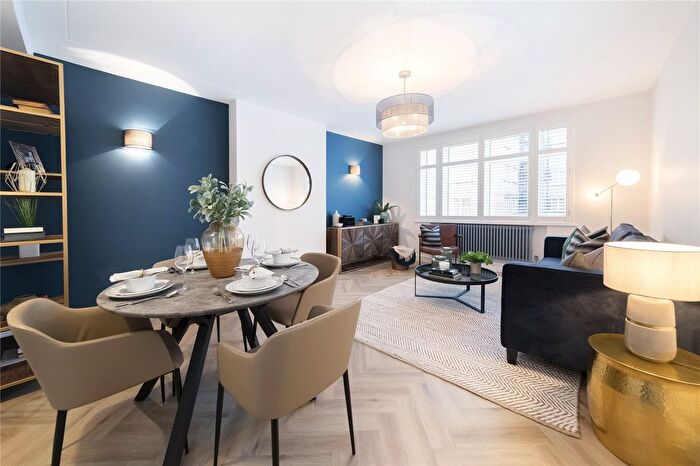 1 Bedroom Flat To Rent In Sloane Street, Knightsbridge, SW1X