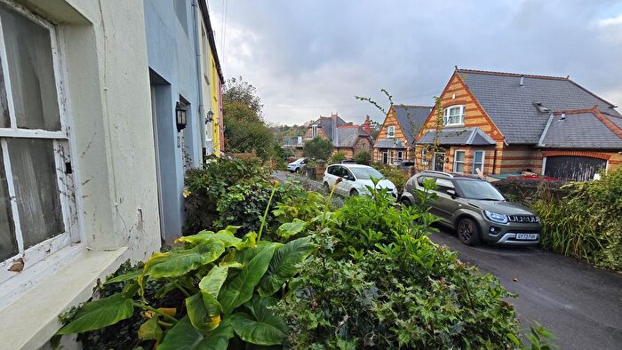 2 Bedroom Terraced House For Sale In Barley Lane, Hastings, TN35