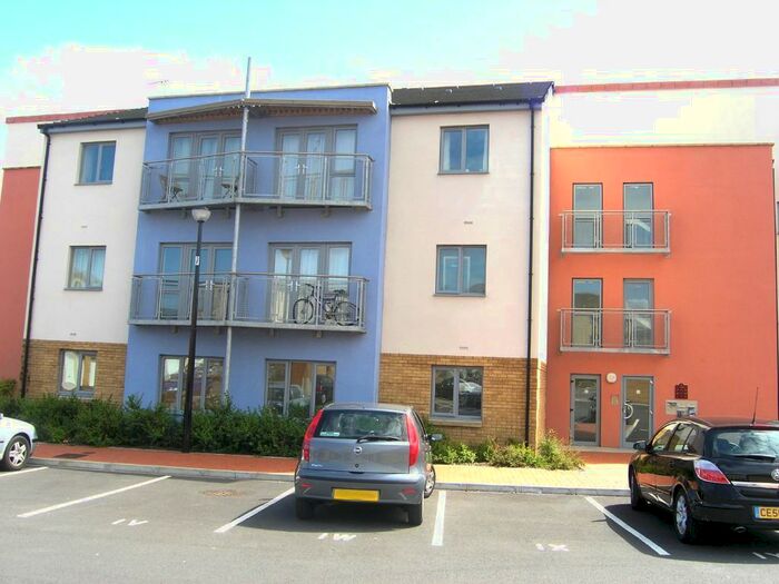 1 Bedroom Ground Flat To Rent In Rhodfa'r Gwagenni, Barry, CF63