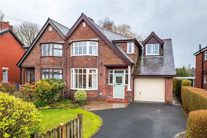 4 Bedroom Semi Detached House For Sale In Duddle Lane, Walton-Le-Dale, Preston, PR5