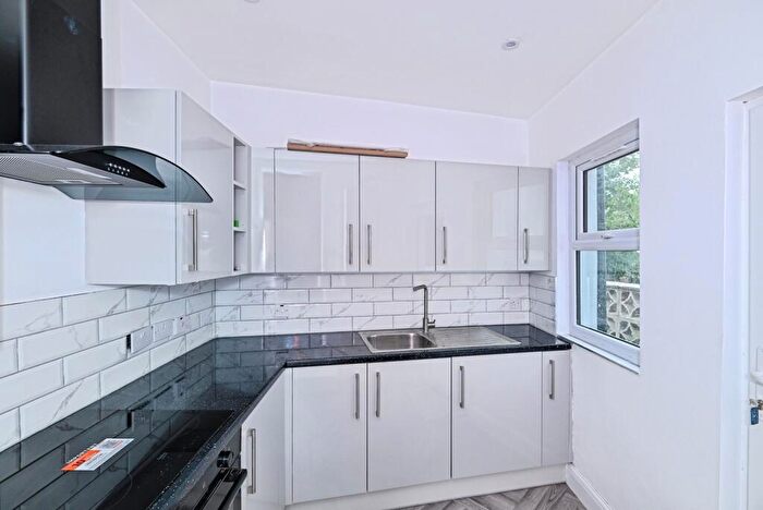 2 Bedroom Terraced House For Sale In Clarence Avenue, Rochester, Kent, ME1
