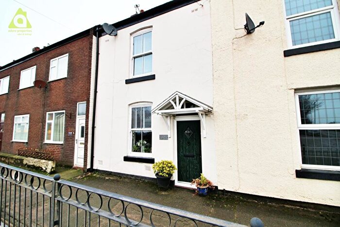 2 Bedroom Terraced House For Sale In Chorley Road, Westhoughton, BL5