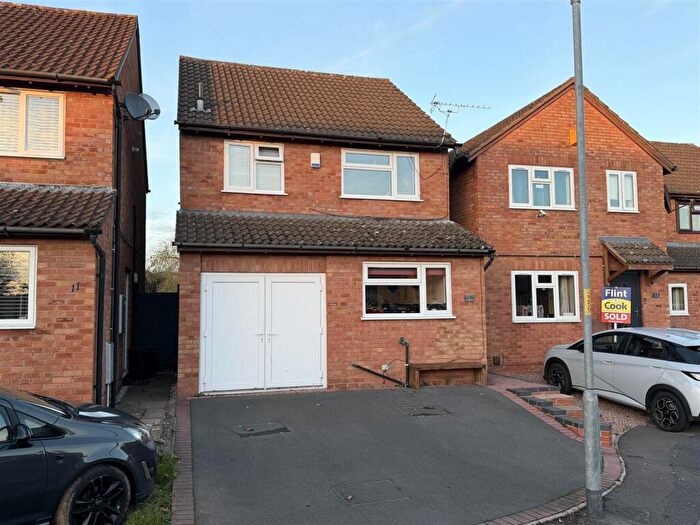 3 Bedroom Detached House For Sale In Rotherwas Close, Hereford, HR2
