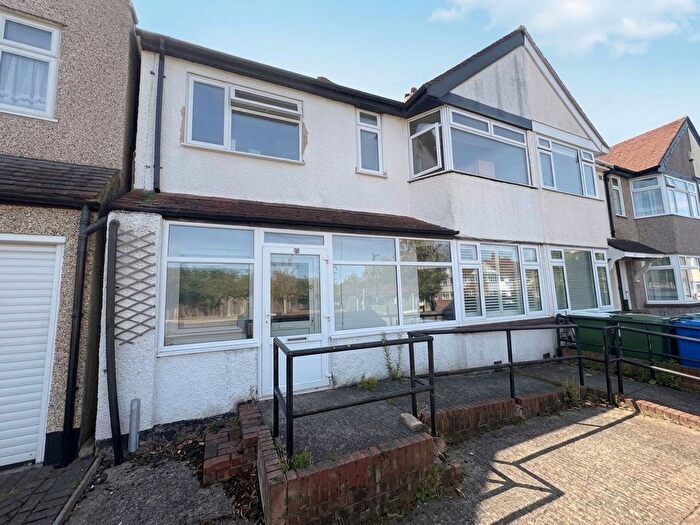4 Bedroom End Terrace House For Sale In Murchison Avenue, Bexley, DA5