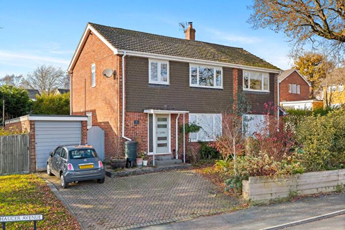 5 Bedroom Detached House For Sale In Chaucer Avenue, East Grinstead, RH19