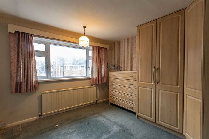 3 Bedroom Semi-Detached House For Sale In White Road, Staveley, Chesterfield, S43
