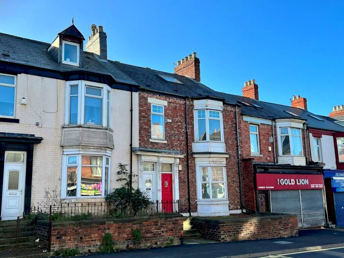 3 Bedroom Maisonette To Rent In Dean Road, South Shields, NE33