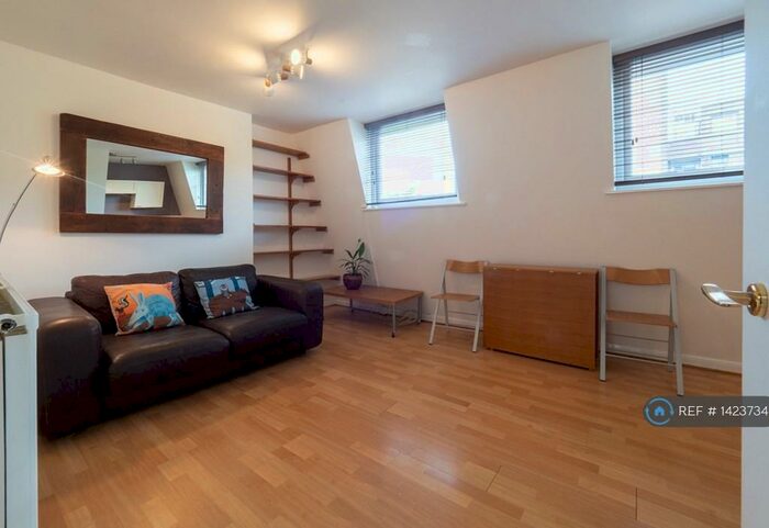 1 Bedroom Flat To Rent In Malden Road, London, NW5