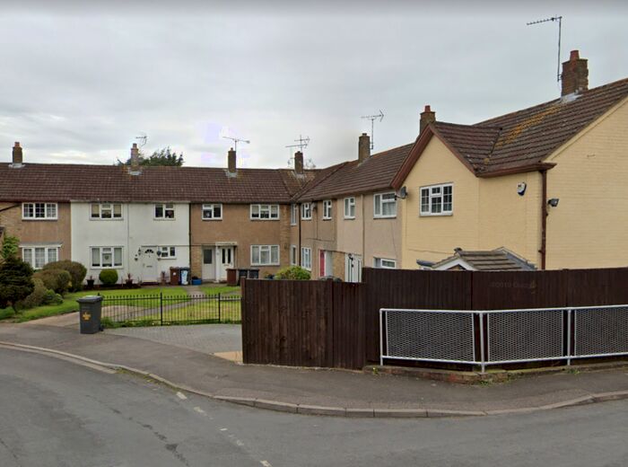 Studio To Rent In Willow Way, Potters Bar EN6