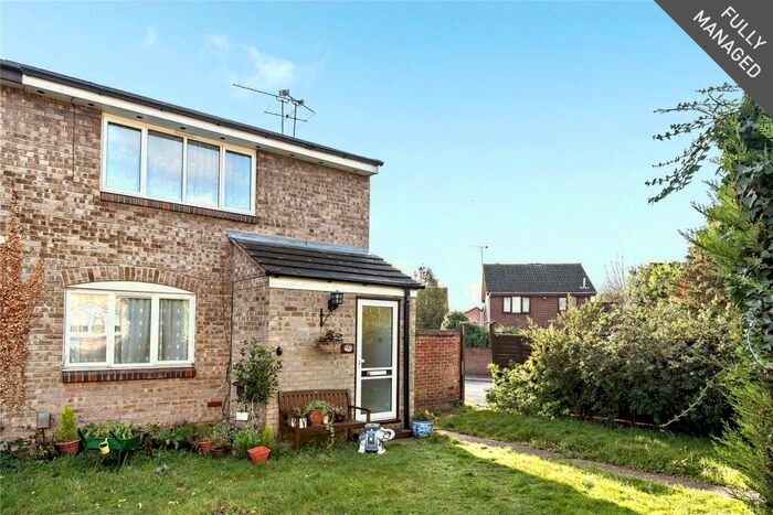 1 Bedroom Maisonette To Rent In Medina Close, Wokingham, Berkshire, RG41