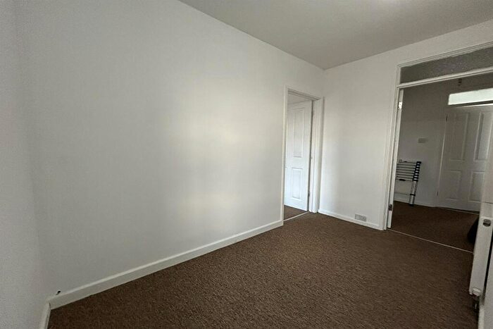 2 Bedroom Detached House To Rent In Wyke Regis, DT4