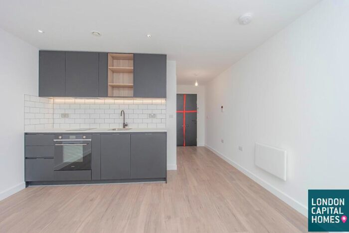 Apartment To Rent In Fermont House Beaufort Square London, NW9