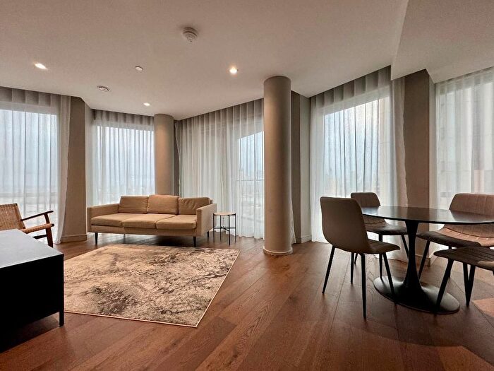 2 Bedroom Flat To Rent In Cutter Lane, North Greenwich, London, SE10