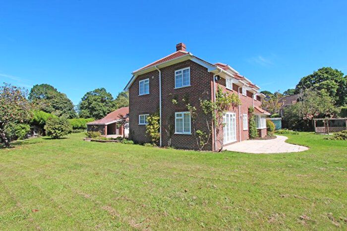 4 Bedroom Village House To Rent In Armstrong Road, Brockenhurst, SO42