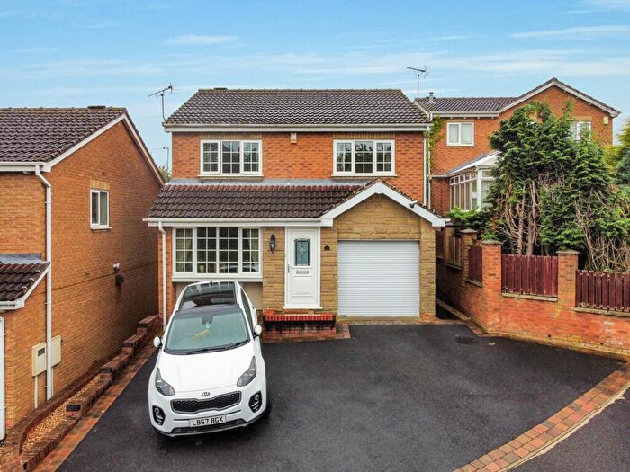 4 Bedroom Property For Sale In Staffa Drive, Tibshelf, DE55