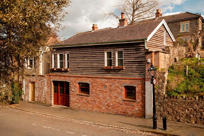 3 Bedroom Detached House For Sale In Trelawney Road, Cotham, Bristol, BS6