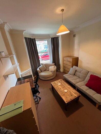 1 Bedroom Flat To Rent In Radford Boulevard, NG7