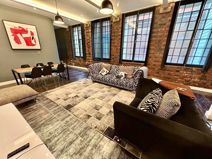 3 Bedroom Apartment For Sale In Caroline Street, Birmingham, B3