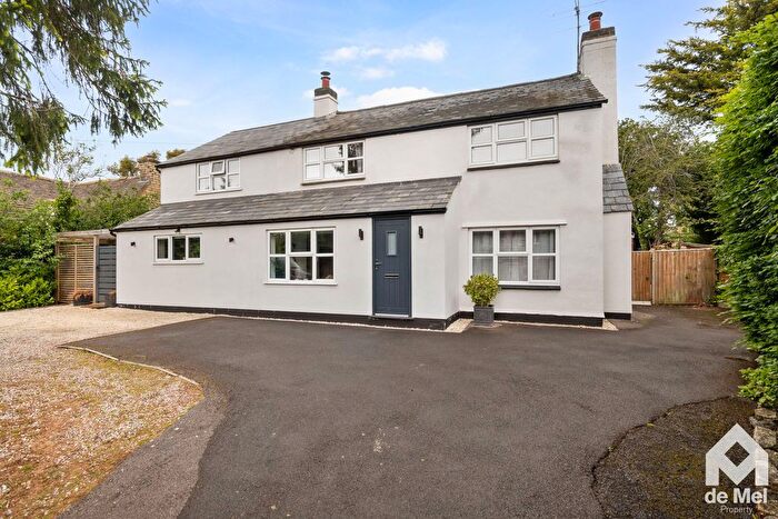 4 Bedroom Detached House For Sale In Teddington, Tewkesbury, GL20