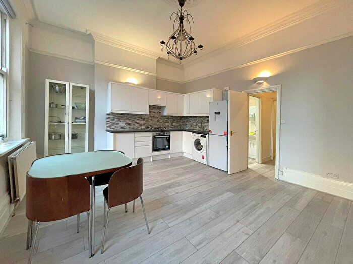 1 Bedroom Flat To Rent In Earls Court Road, London, London, London, SW5