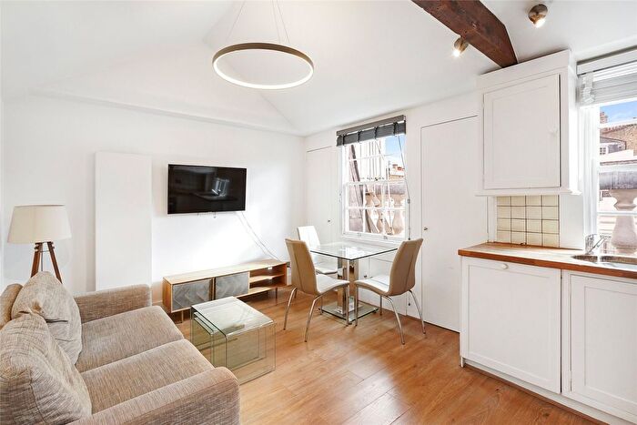 2 Bedroom Flat To Rent In Chesham Street, London, SW1X