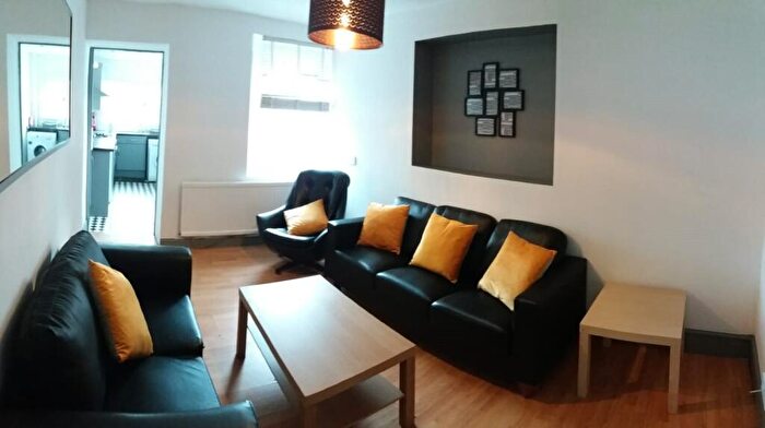 5 Bedroom House To Rent In Norfolk Street, Mount Pleasant, Swansea, SA1