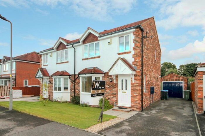 3 Bedroom Semi-Detached House To Rent In Bransdale Avenue, Romanby, Northallerton, DL7