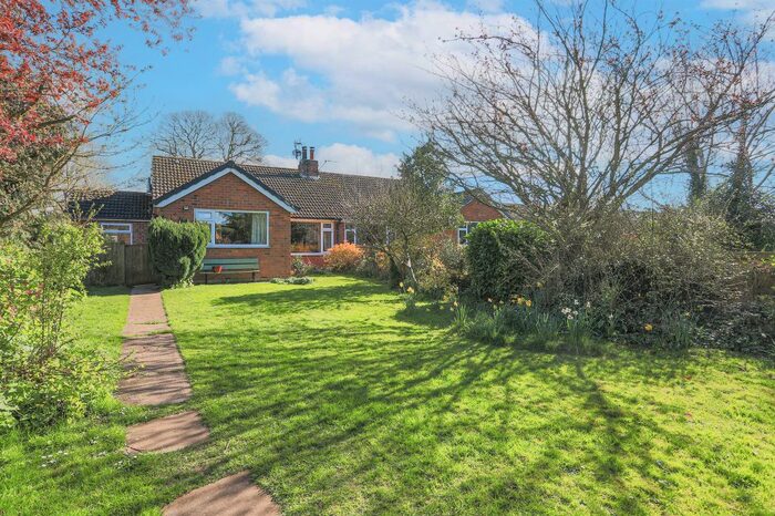 3 Bedroom Semi-Detached Bungalow For Sale In Main Street, Askham Bryan, York, YO23