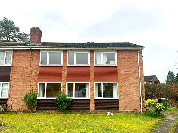 2 Bedroom Maisonette To Rent In Chandlers Ford, SO53