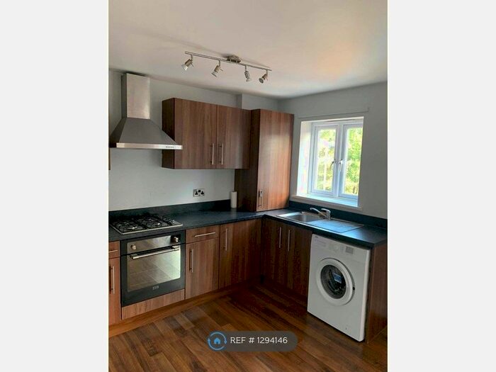 2 Bedroom Flat To Rent In Griffiths Road, Sheffiled S35