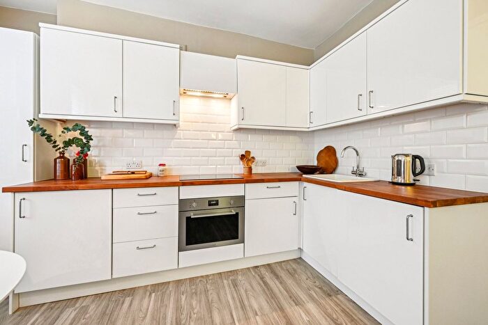 1 Bedroom Flat To Rent In New Cavendish Street, Fitzrovia, London, W1W