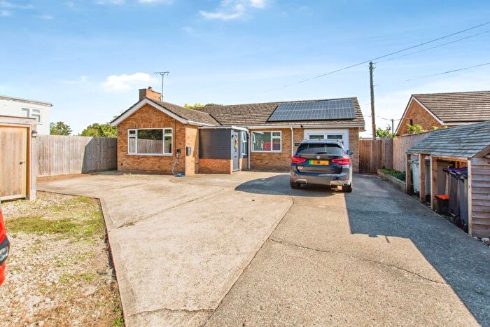 4 Bedroom Bungalow For Sale In Main Road, New Bolingbroke, Boston, Lincolnshire, PE22