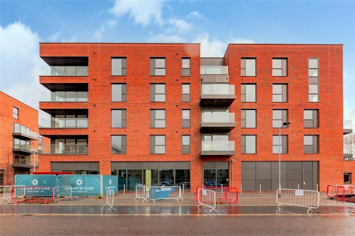 2 Bedroom Flat To Rent In Poulter Walk, Trumpington, Cambridge, Poulter Walk CB2