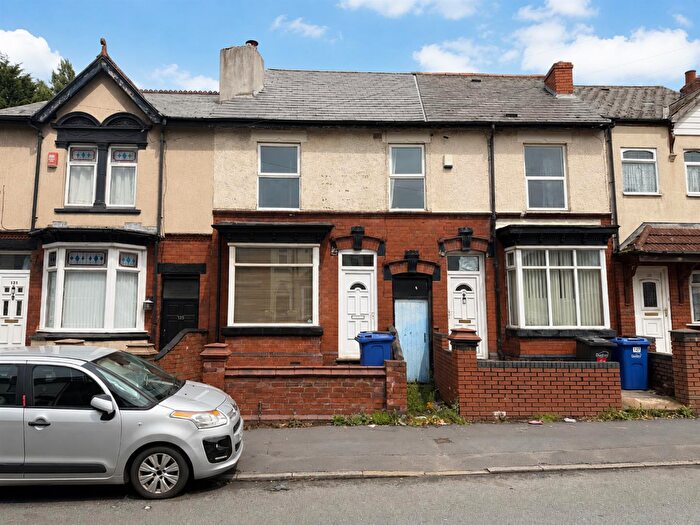 3 Bedroom Terraced House To Rent In Long Lane, Halesowen, B62