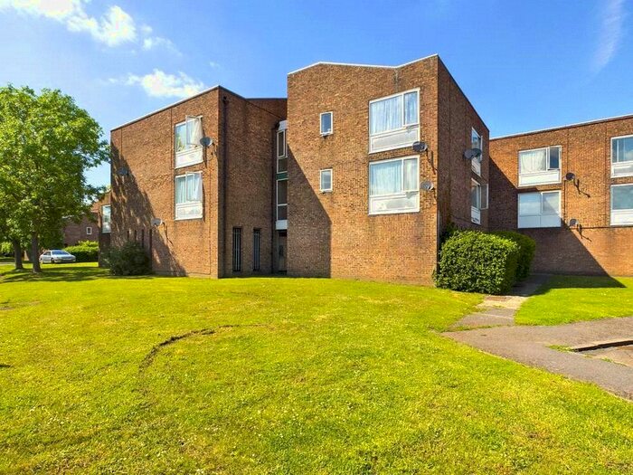 1 Bedroom Studio To Rent In Whitley Close, Stanwell, Staines-Upon-Thames, Surrey, TW19